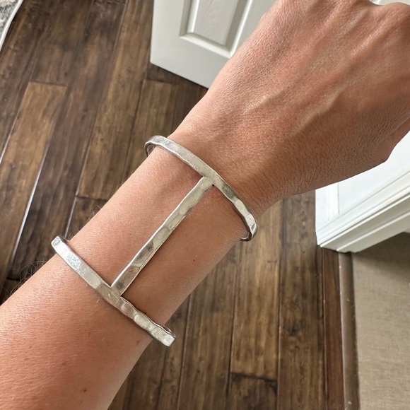 Lucky Brand Silver Cuff Bracelet - Picture 3 of 9